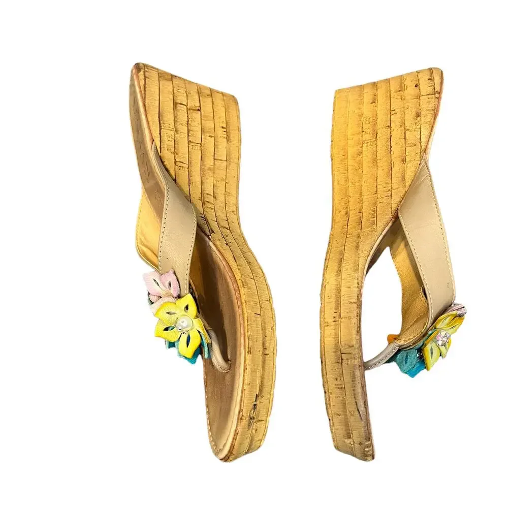 Italian Shoemakers Wedge Sandals 6 Beige Thong Cork Floral Casual Boho Beach